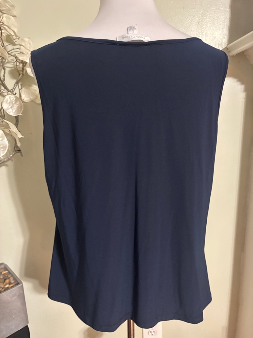 Oleg Cassini Navy Floral Burnout Scoop Neck Tank - Picture 3 of 3